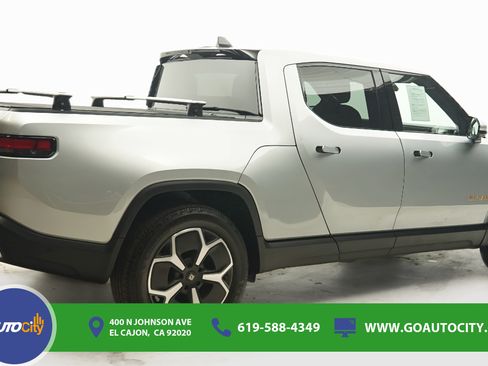 Used 2022 Rivian R1T Adventure AWD/4WD image 6