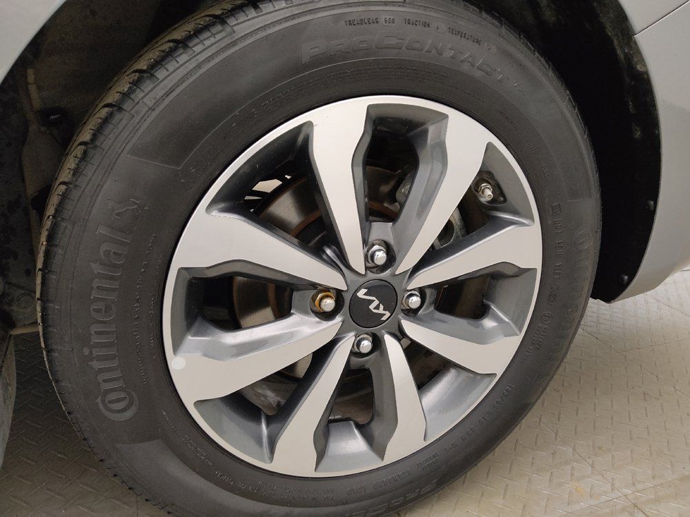 Used 2023 Kia Rio S w/ Technology Package FWD image 31