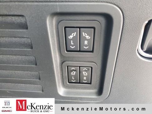 New 2026 Buick Enclave Preferred w/ Power Package FWD image 29