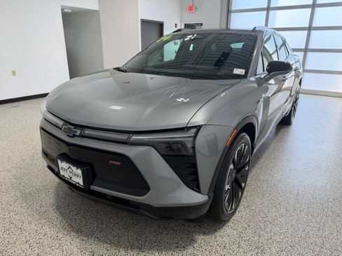 Used 2024 Chevrolet Blazer EV RS AWD/4WD image 6
