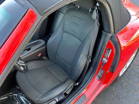 Used 2004 BMW Z4 2.5i image 24
