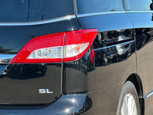Used 2014 Nissan Quest SL FWD image 25
