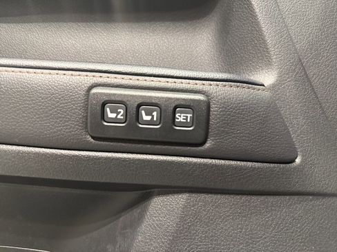 Used 2023 Toyota 4Runner Limited AWD/4WD image 42