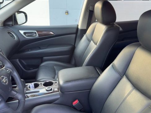 Used 2016 Nissan Pathfinder SL w/ SL Premium Package image 10