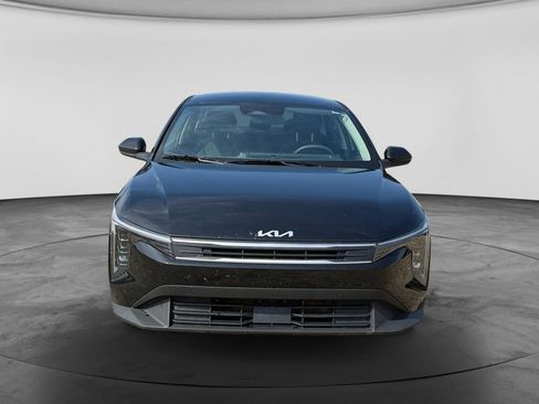 Used 2025 Kia K4 FWD image 3