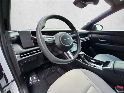 Certified 2026 Hyundai Santa Cruz SEL FWD image 10