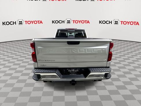 Used 2020 Chevrolet Silverado 1500 LT w/ All-Star Edition image 35