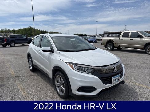 Used 2022 Honda HR-V LX image 2
