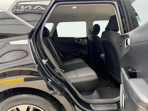 Used 2021 Kia Soul S image 25