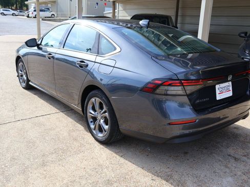 Used 2024 Honda Accord EX image 19