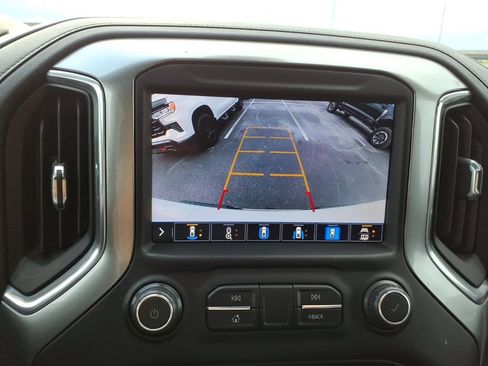 Used 2020 Chevrolet Silverado 1500 LTZ w/ LTZ Premium Package AWD/4WD image 24
