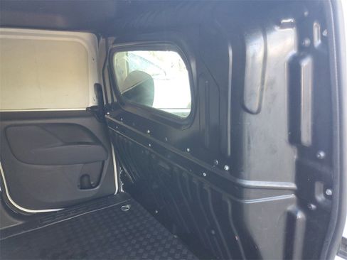 Used 2021 RAM ProMaster City Tradesman image 13