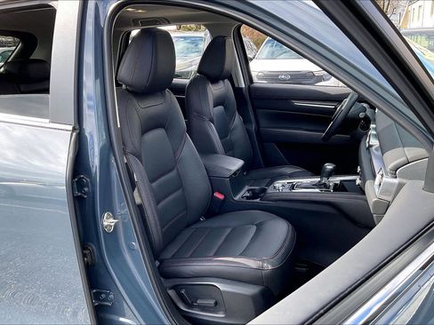Used 2023 MAZDA CX-5 Carbon Edition image 7