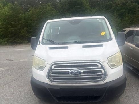 Used 2015 Ford Transit 350 XLT RWD image 2