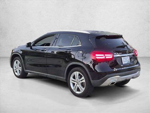 Used 2020 Mercedes-Benz GLA 250 4MATIC image 7