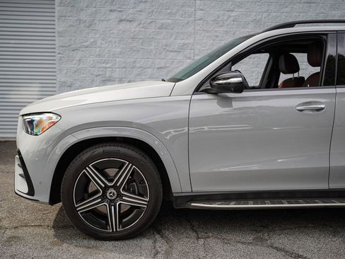 Used 2023 Mercedes-Benz GLE 350 4MATIC image 11
