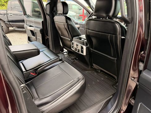Used 2018 Ford F150 Lariat w/ Equipment Group 502A Luxury AWD/4WD image 12