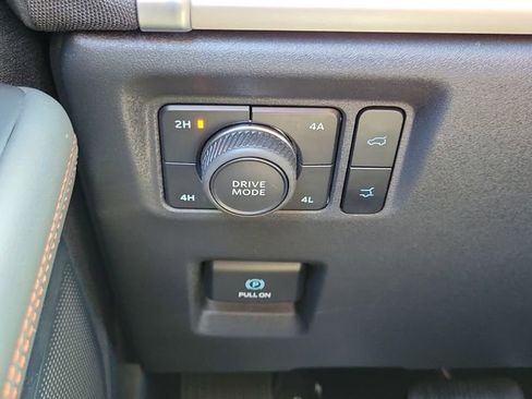 Certified 2025 Ford Expedition Active AWD/4WD image 14