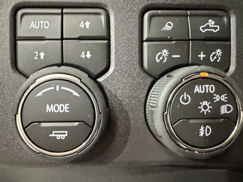 New 2026 Chevrolet Silverado 1500 RST w/ RST All Star Premium Package AWD/4WD image 20