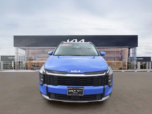New 2026 Kia Sportage EX w/ EX Panorama Roof Package FWD image 9