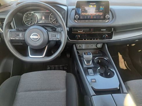 Used 2022 Nissan Rogue SV image 20