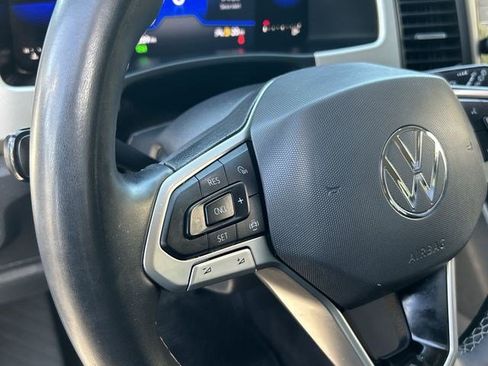 Used 2022 Volkswagen Atlas SE FWD image 26