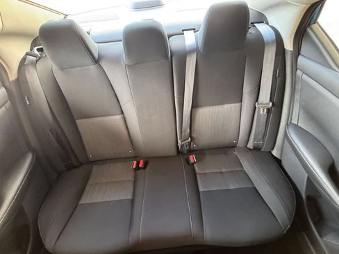 Used 2025 Nissan Sentra SV FWD image 35