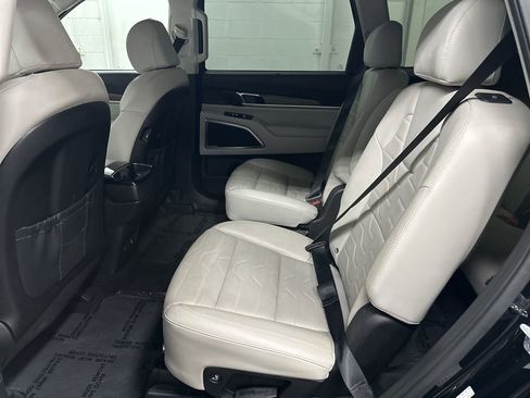 Used 2022 Kia Telluride SX w/ SX Prestige Package AWD/4WD image 34