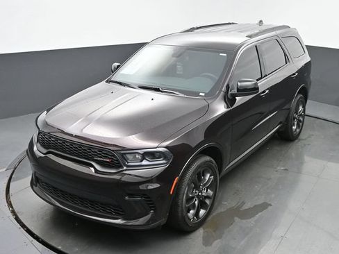 Used 2025 Dodge Durango GT w/ Blacktop Package AWD/4WD image 40