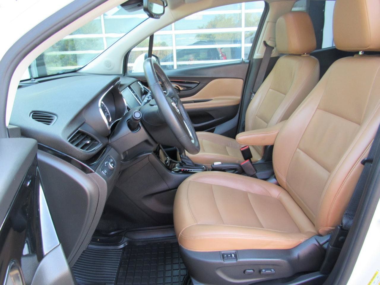 Used 2018 Buick Encore Premium w/ Experience Buick Package AWD/4WD image 5