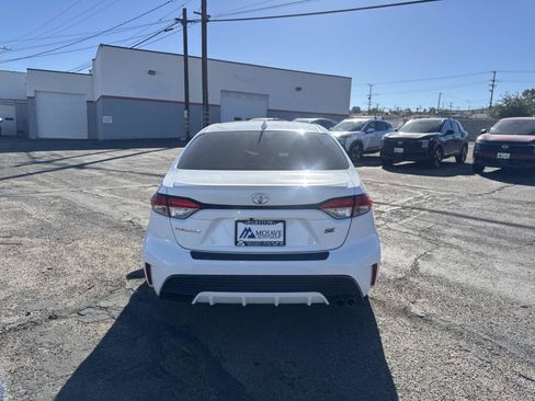 Used 2022 Toyota Corolla SE FWD image 6