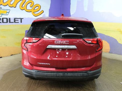 Used 2019 GMC Terrain SLE FWD image 3