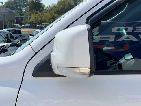 Used 2018 RAM 1500 Sport image 32