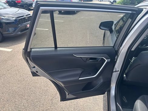 Used 2019 Toyota RAV4 LE w/ All Weather Liner Package AWD/4WD image 36