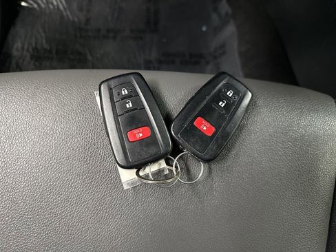 Used 2022 Toyota 4Runner SR5 Premium w/ Moonroof Package image 41