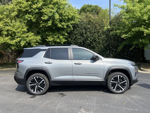 New 2026 Chevrolet Equinox RS w/ Safety and Technology Package FWD image 10