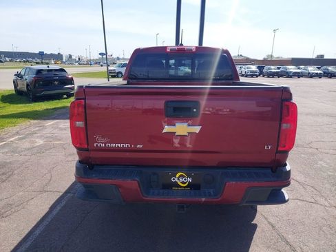 Used 2018 Chevrolet Colorado LT w/ LT Convenience Package AWD/4WD image 4