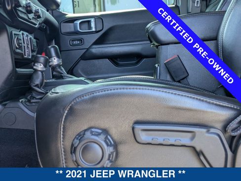 Used 2021 Jeep Wrangler Unlimited Sahara w/ Cold Weather Group AWD/4WD image 18