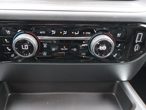 New 2026 Chevrolet Silverado 1500 High Country AWD/4WD image 7