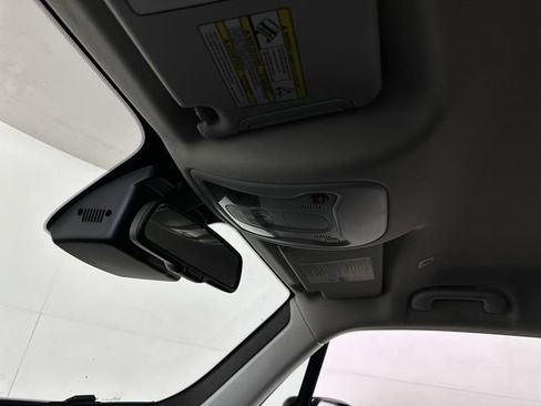 Used 2023 Jeep Renegade Trailhawk image 19