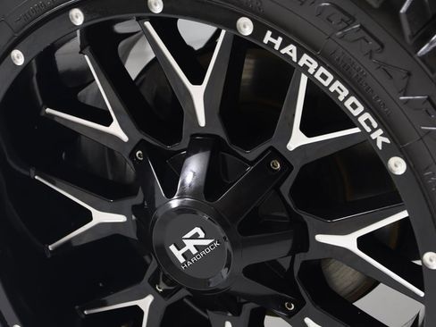 Used 2021 Chevrolet Silverado 1500 LT Trail Boss w/ Convenience Package II image 15