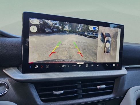 Used 2026 Ford Explorer Platinum w/ LUX Leather Package image 10