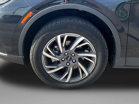 Used 2024 Lincoln Corsair AWD w/ Equipment Group 101A image 3