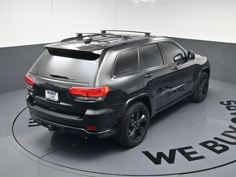 Used 2014 Jeep Grand Cherokee Altitude image 42