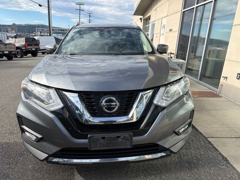 Used 2018 Nissan Rogue SL AWD/4WD image 3