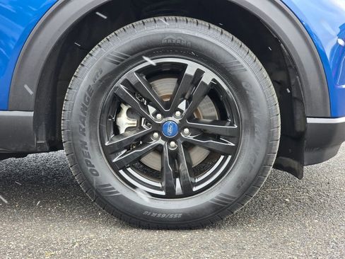 Used 2020 Ford Explorer XLT w/ Comfort Package image 9