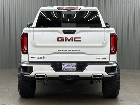 Used 2024 GMC Sierra 1500 AT4 w/ Technology Package AWD/4WD image 4