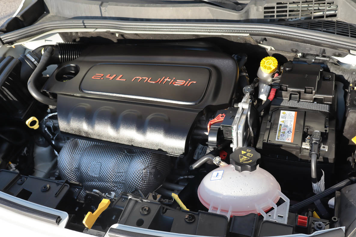 Used 2018 FIAT 500X Lounge w/ Advanced Safety Package FWD image 18