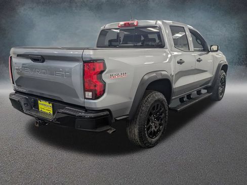 Used 2025 Chevrolet Colorado Trail Boss AWD/4WD image 4