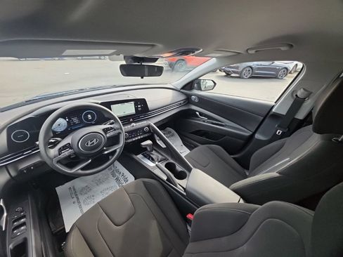 Used 2024 Hyundai Elantra SEL FWD image 26